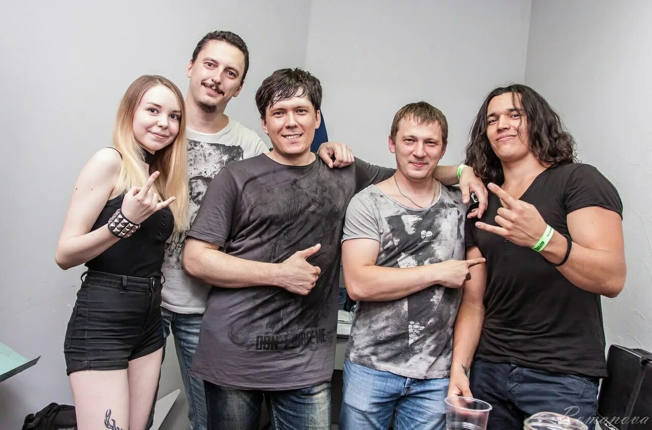 Рок группы бишкека. Герои из дс. Группа злодеи. Слипкнот dc отряд самоубийц. Антигерой группа.