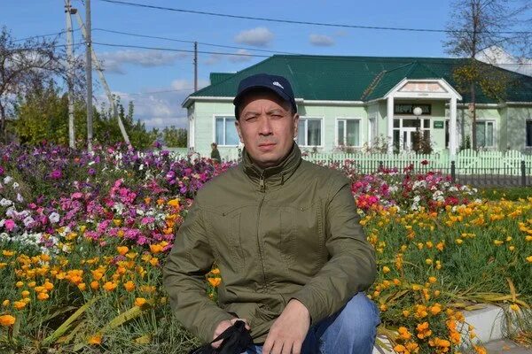 Ниязов футболист. Ниязов ренат. Ренат ниязов одноклассники. Ренат ниязов одноклассники. Ренат таганрог.