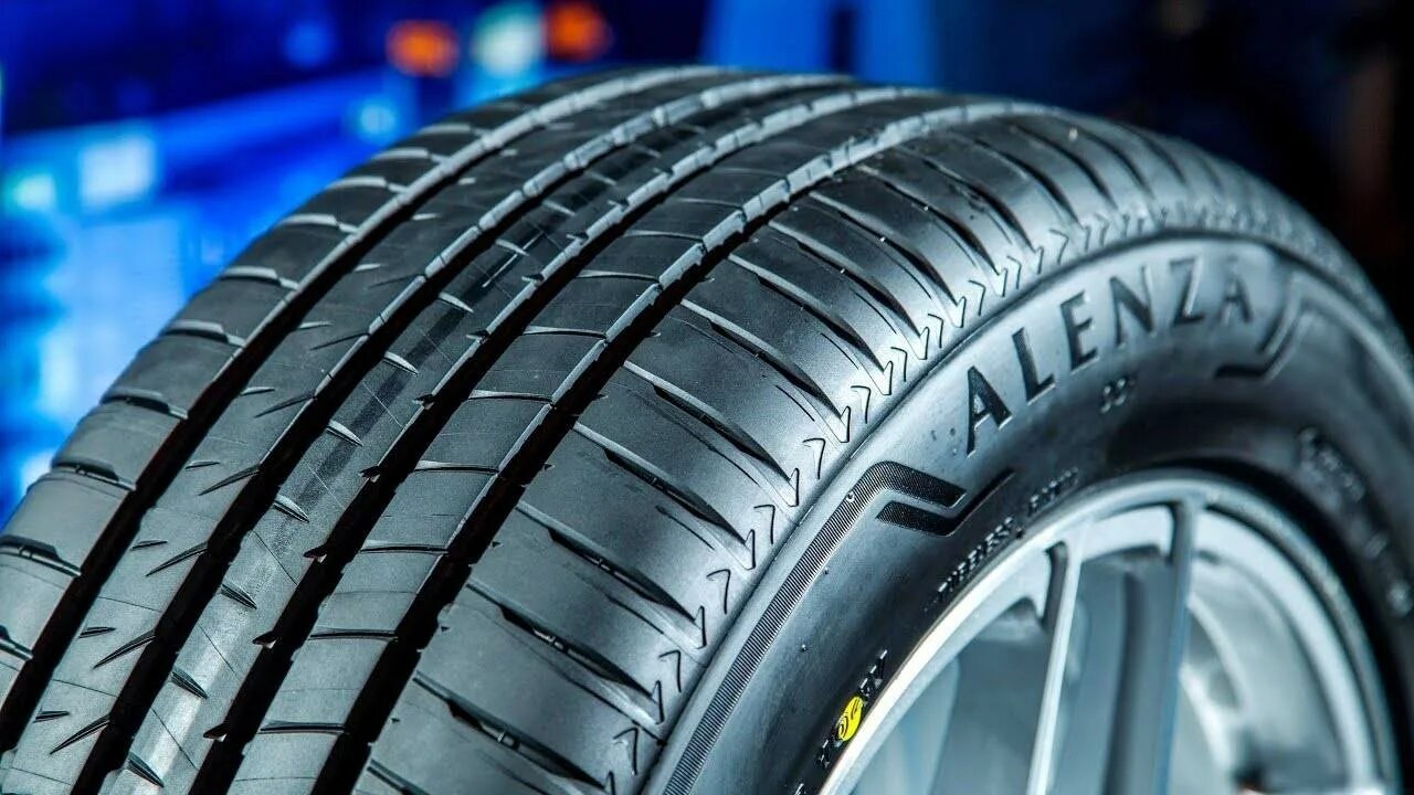 А/ш 215/60*17 96h alenza 001 bridgestone tbl. Bridgestone alenza 001 285 45 r20. Автошина 285/50 r20 bridgestone alenza_001 112v. Bridgestone alenza 001 285 45 r20. Бриджстоун аленза 001.