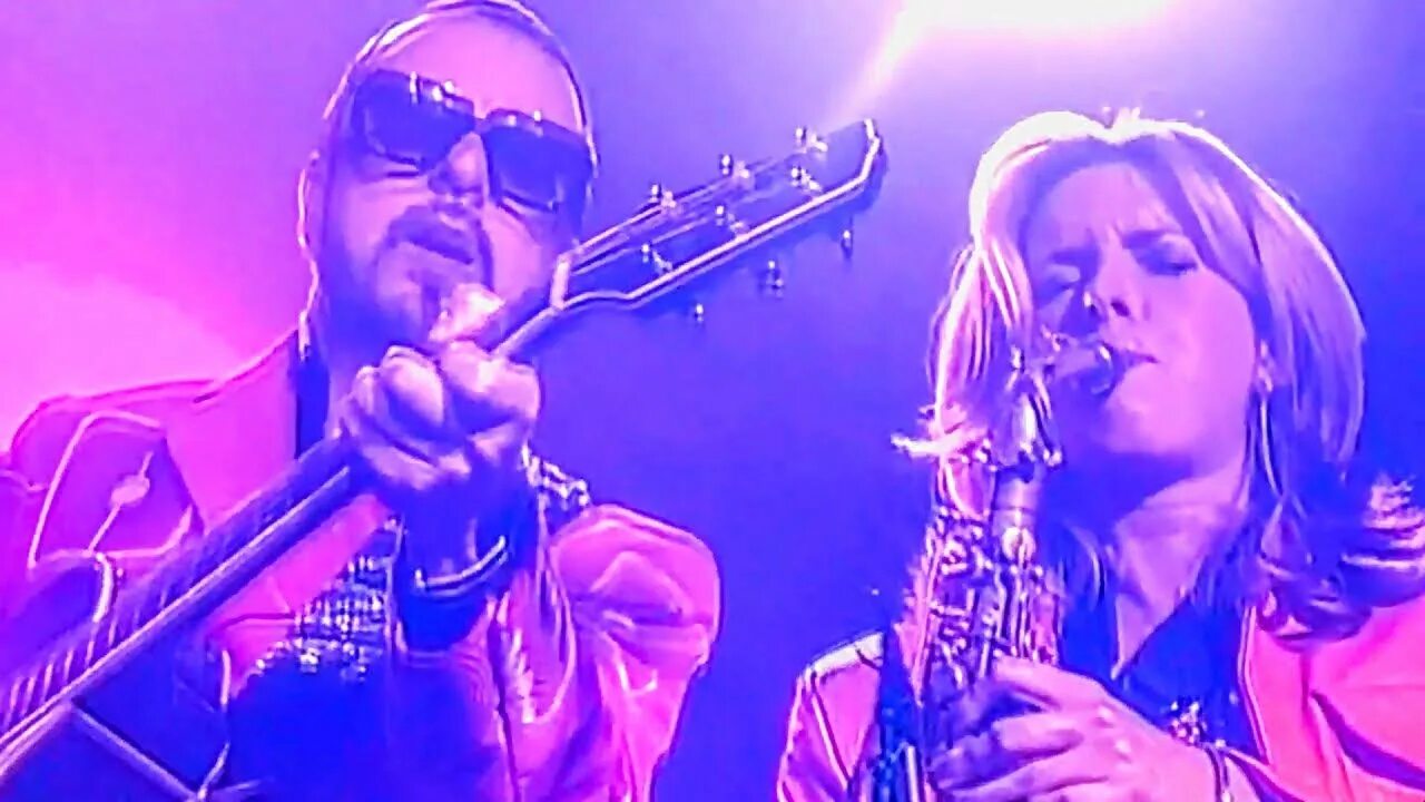 Candy Dulfer Dave Stewart. Кэнди Далфер и Дейв Стюарт. Lily was here Дэйв Стюарт. Candy Dulfer & David a.. Стюарт и далфер саксофон и гитара