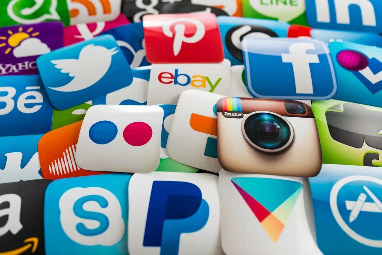 платные соцсети. значки социальных сетей. соц сети. соц сети. маркетинг в социальных сетях.