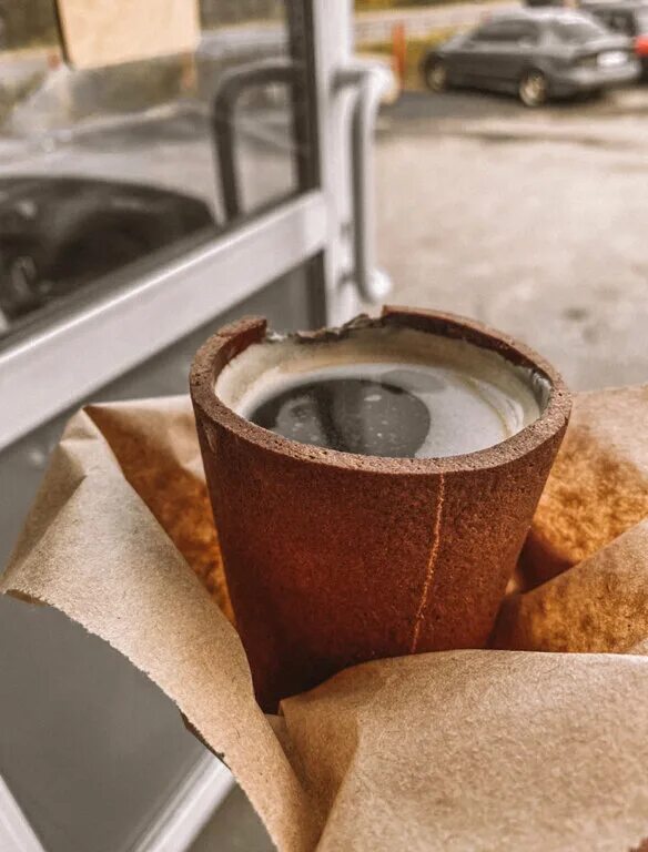 Съедобное кофе. Стакан для кофе. Кофе в съедобном стакане. Стакан для кофе. Съедобное кофе.