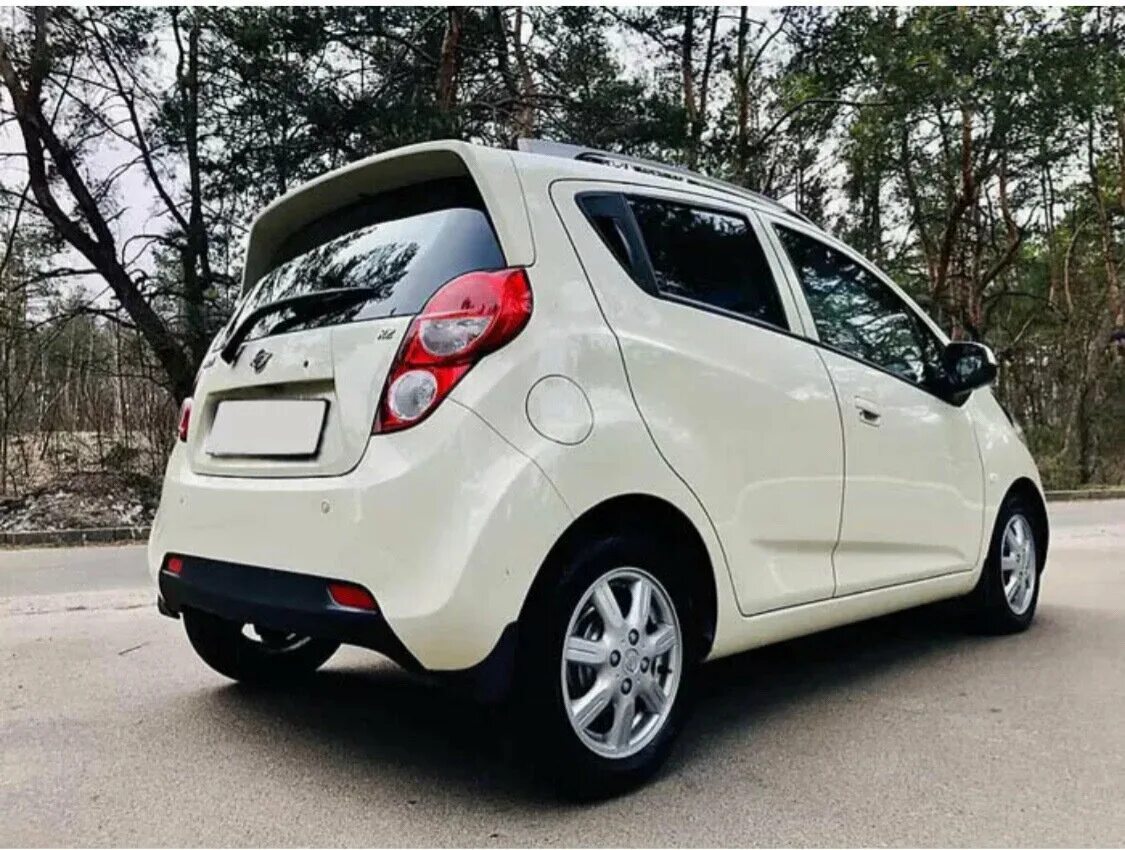 Как выглядит р 2. Как выглядит р 2. Дэу ravon r2. Равон р2 белый. Ravon matiz r2.