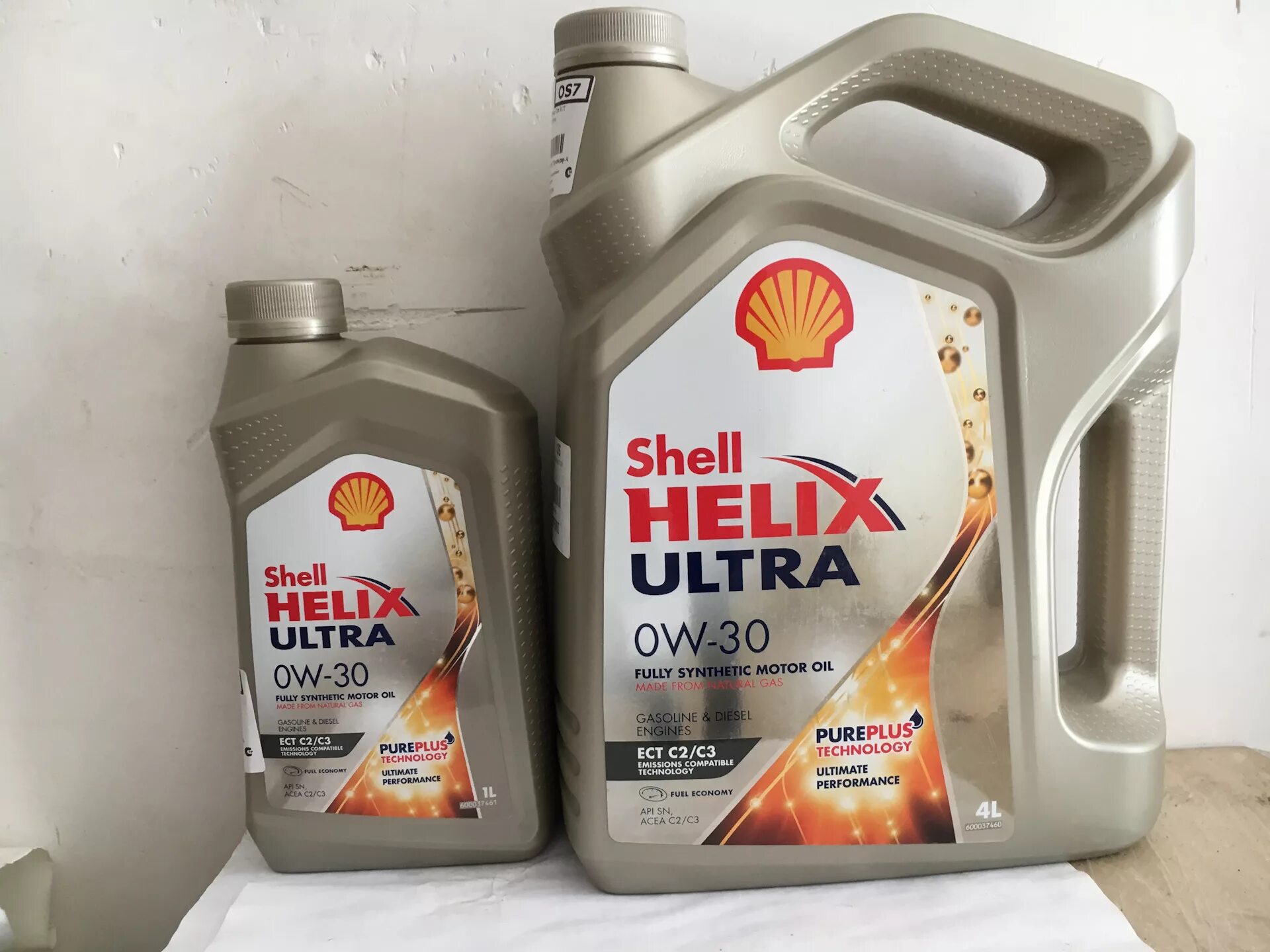 Марка масло shell. Shell Helix Ultra 0w-30 4л. Масло Shell Helix Ultra 0w-30. Shell Helix Ultra ect c2/c3 0w-30. Helix Ultra ect c2/c3 0w-30, 4л.