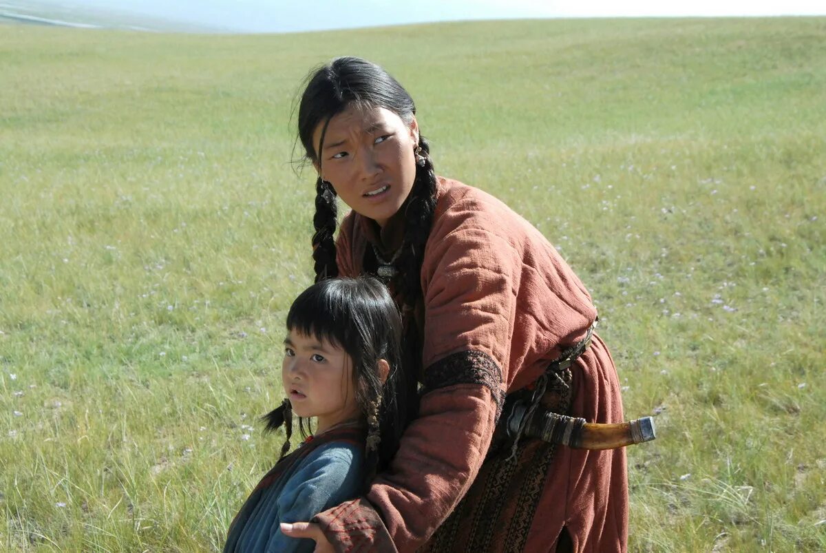 Таданобу асано монгол. Мцнти монголия встреча в москве. Монгол 2007 кадры. Дэгэл бурятский мужской. Генерал пэй.