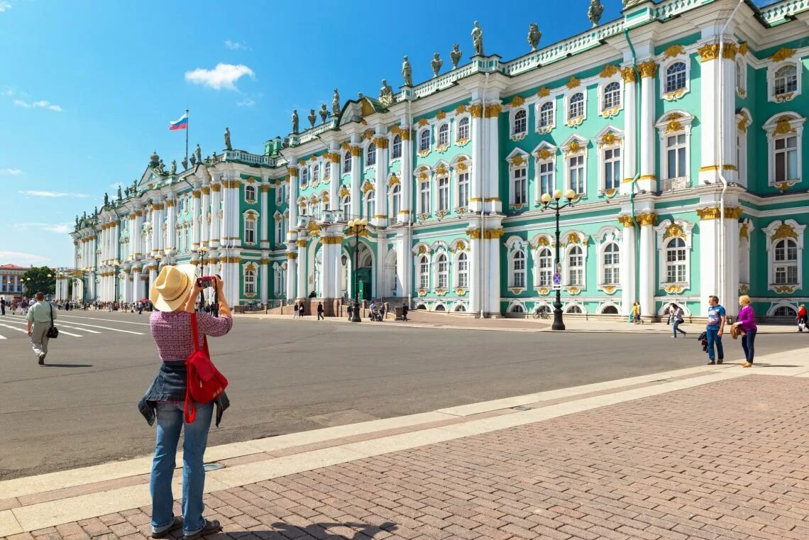 Зимний дворец Санкт-Петербург экскурсия. Эрмитаж обзорная экскурсия. Питер зимний дворец экскурсия. Петербург экскурсии Эрмитаж.