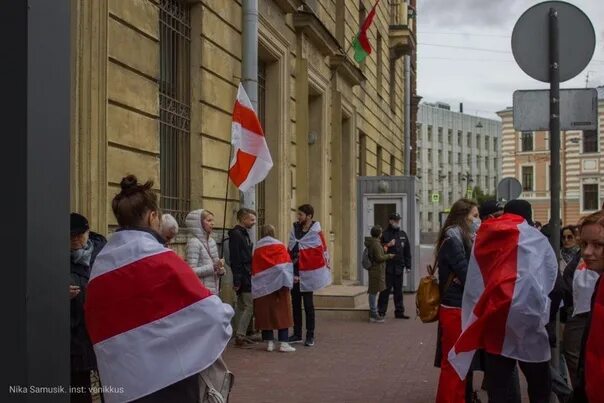 Консульство беларуси в санкт петербурге. Консульство белоруссии в спб. немецким посольством в спб сейчас. магазин одежды напротив белорусского посольства. xavier pintori посольство беларусь италии фото.