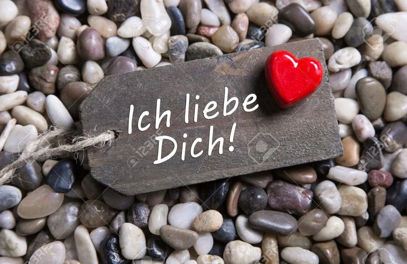 Я тебя люблю на немецком языке. Картинки на немецком языке я люблю тебя. По немецки надпись я тебя люблю. Я тебя люблю на германском языке. Скучать по немецки