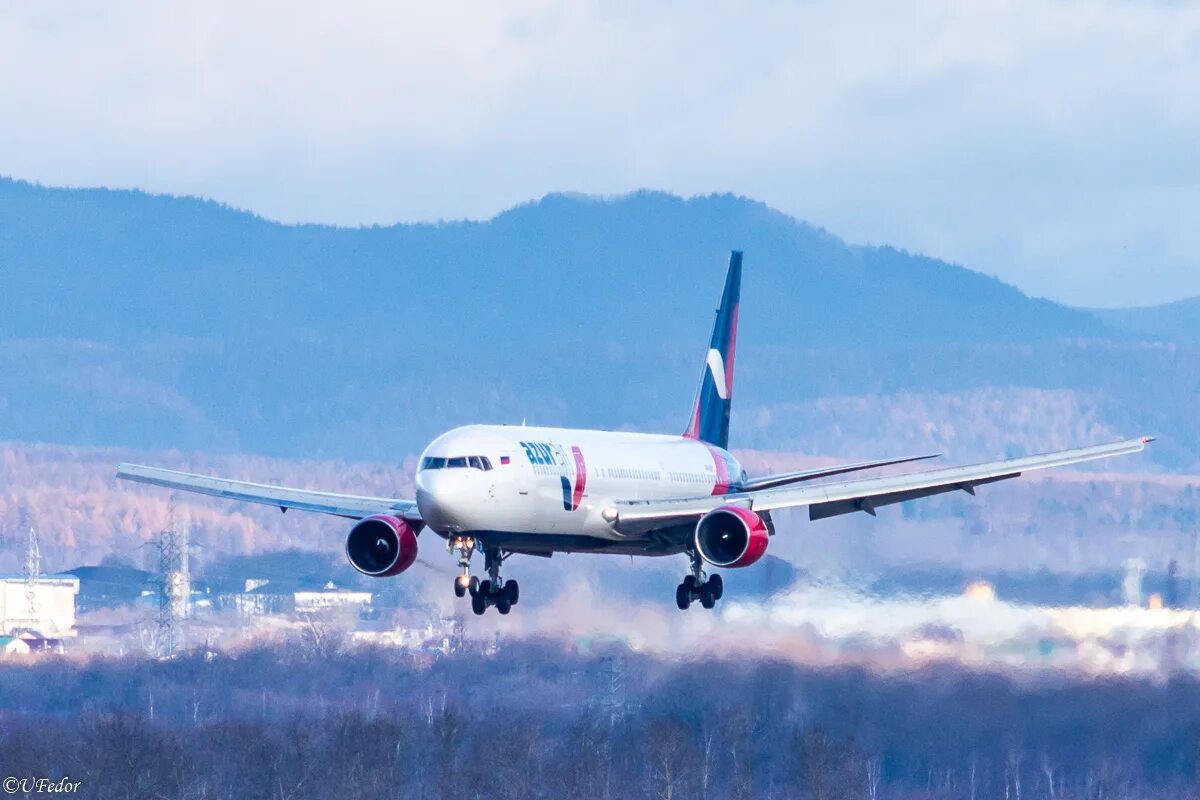 Азур в737. Азур Таир. Taxat Azur (Таксат Азур). Азур 73j спмоьете.