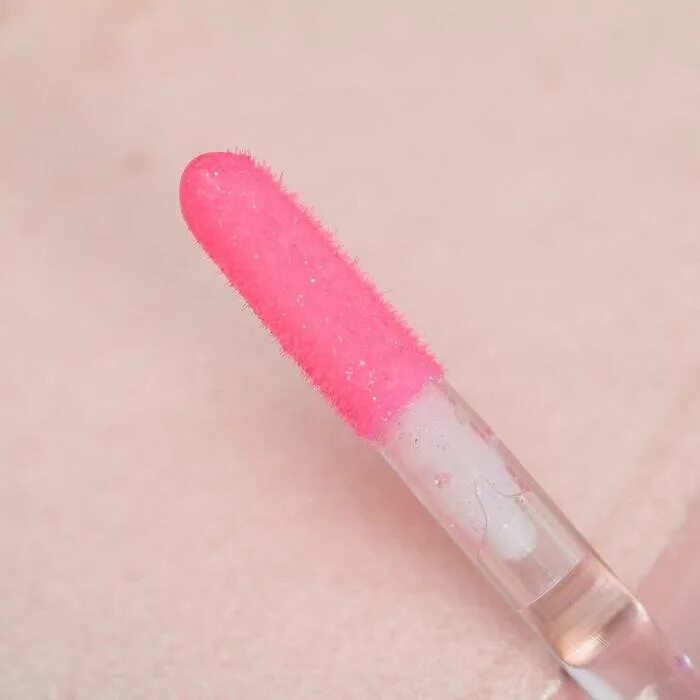 Блеск для губ с эффектом. Лэтуаль diamond lips сверкающий 3d блеск для губ. Ministar lip extreme 3d. Блеск для губ с эффектом увеличения. Блеск для губ с эффектом увеличения.