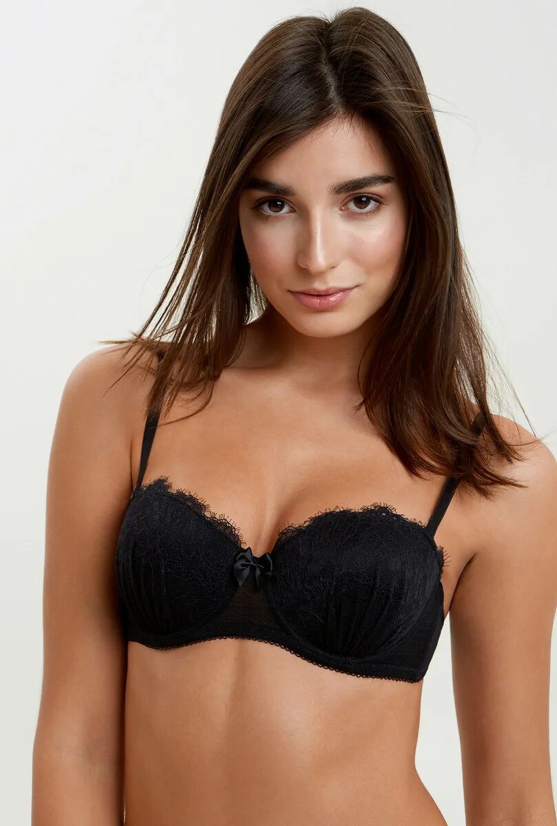 Черный бюстгальтер. Черный бюстгальтер. Milavitsa 470214 черный лиф. Черный бюстгальтер. Черный кружевной лифчик пуш ап.
