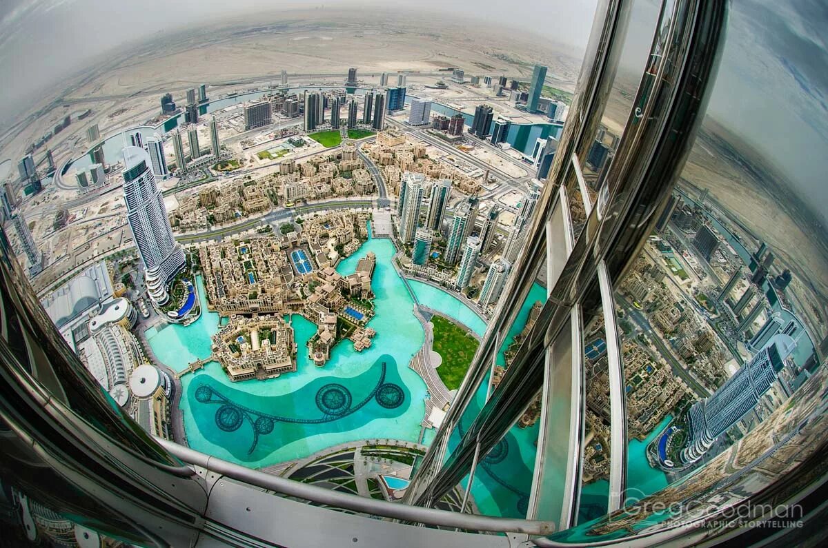 Бурдж халифа экскурсия цена. Бурдж-Халифа Дубай. Башня в ОАЭ Бурдж Халифа. Вершина Бурдж Халифа Дубай. Дубай башня Бурдж Халифа внутри.