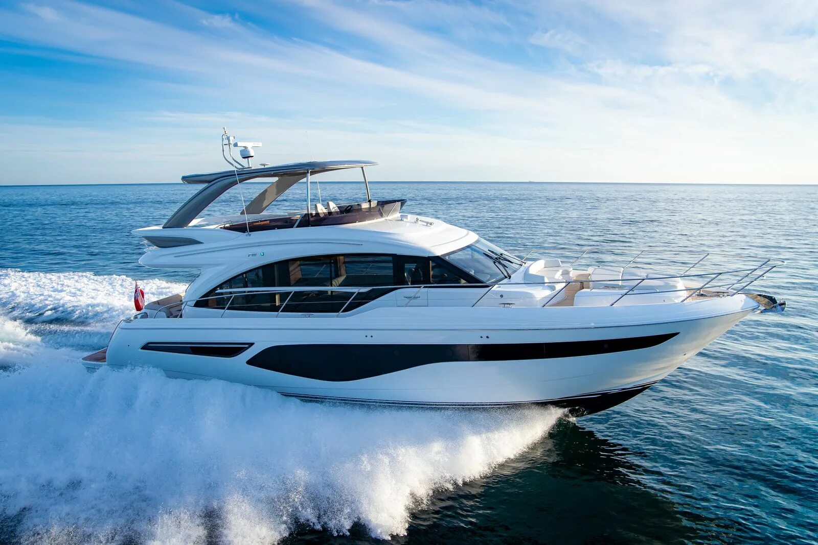 Riviera 36. Яхты princess f70. Катер princess 50. Катер princess v39. Princess x95 новая яхта princess x95.