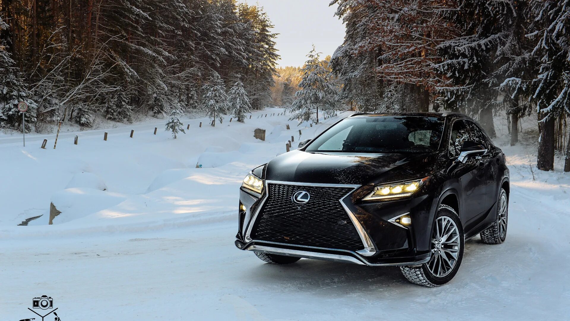 Lexus rx f sport. Lexus RX IV 350. Лексус 350 2018. Lexus rx300 2018. Лексус rx350 2022.