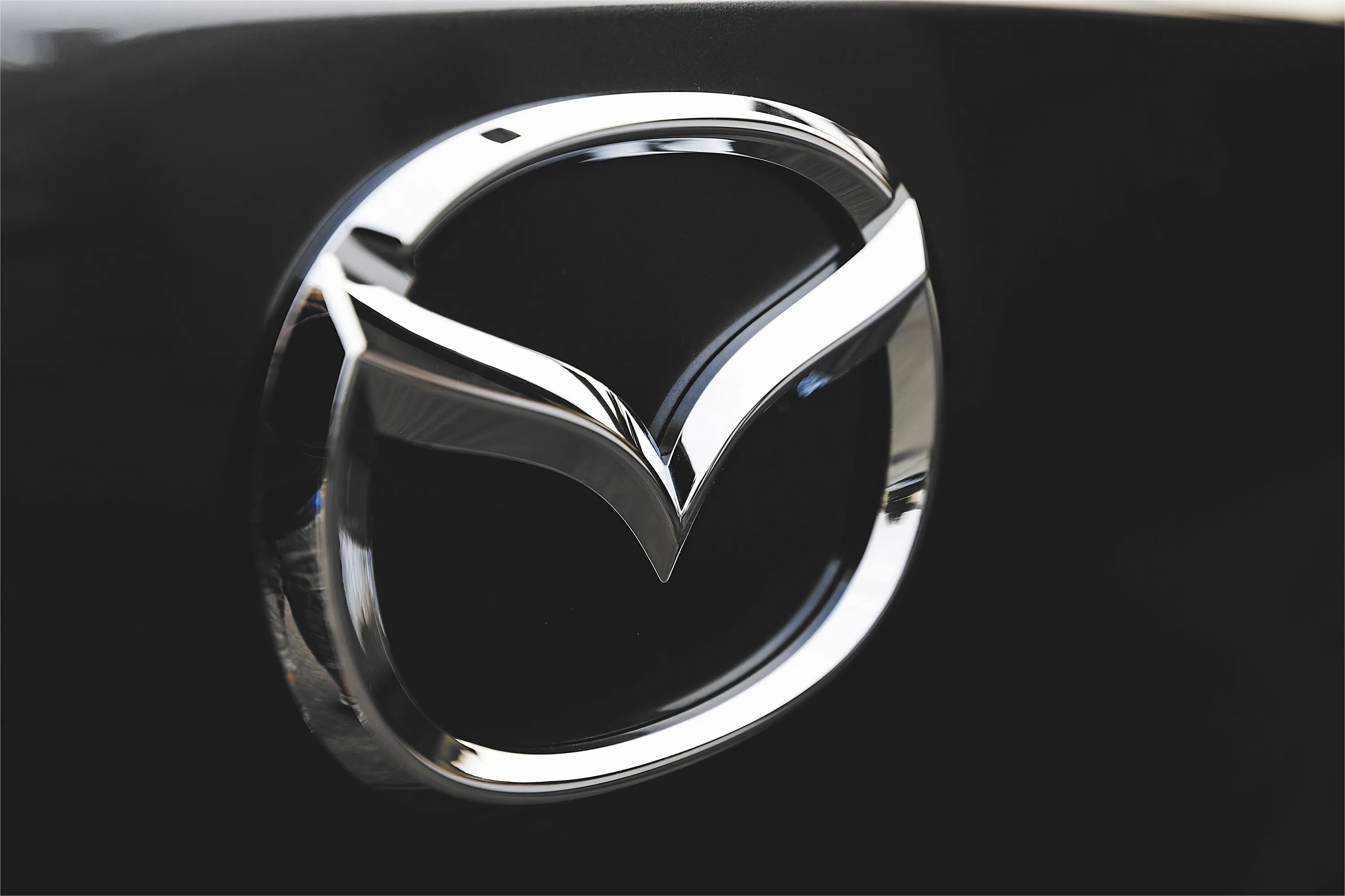 Mazda знак. Мазда значок 2012. Новый значок мазды. Красивый логотип Мазда. Знак мазды 6.