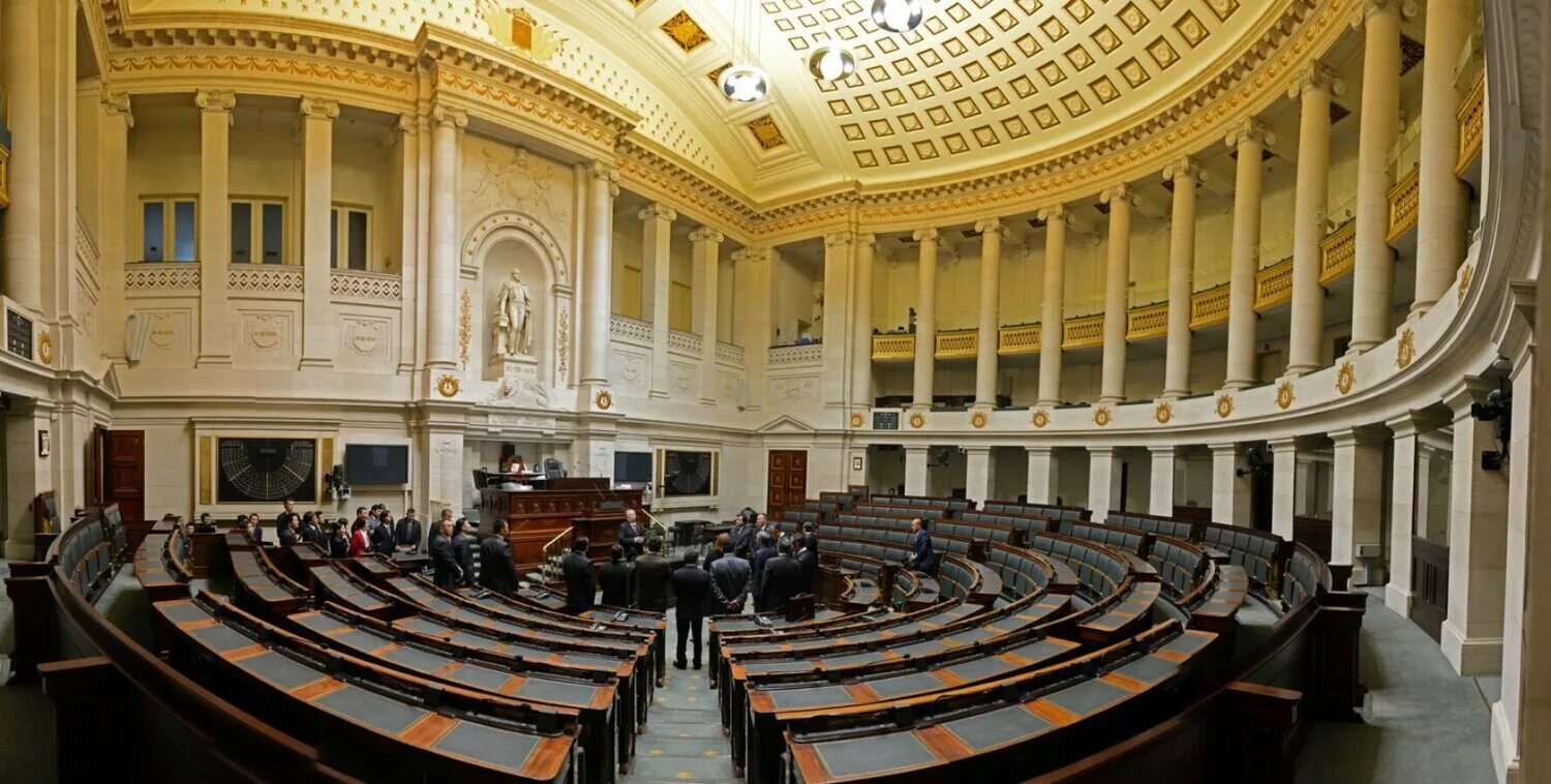 Верхняя законодательная палата в бельгии 5 букв. Парламент бельгии сенат. Здание федерального парламента бельгии. Органы законодательной власти в испании. Верхняя законодательная палата в бельгии 5 букв.
