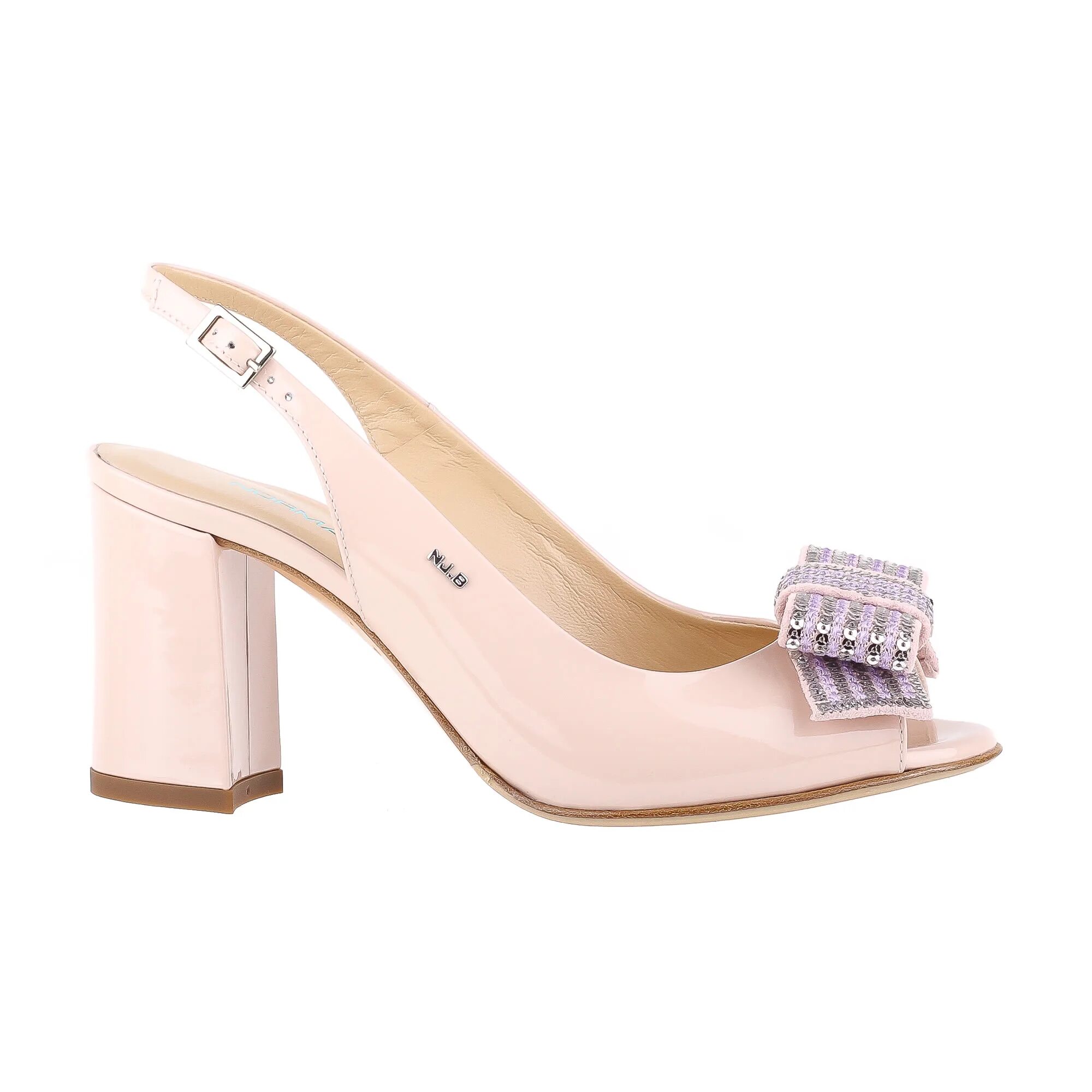 Norma baker. Мэрилин монро 1949. Норма бейкер. Norma j baker реклама 2022. Логотип norma j baker.