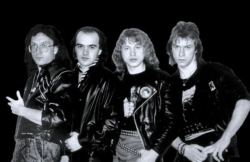 Темно гр. Темно гр. Черный обелиск фото группы. Черный квадрат рок группа. Группа чёрный обелиск.