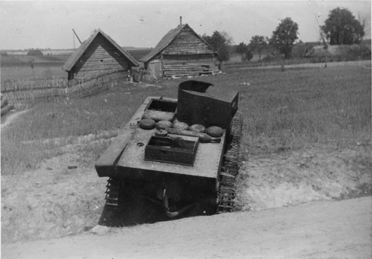 Б т 37 2. Т-37а Ижорского завода. Танк Шитикова т-37б. Т-37 подбитый. Т-38 танк СССР.