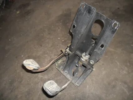 Кронштейн педали