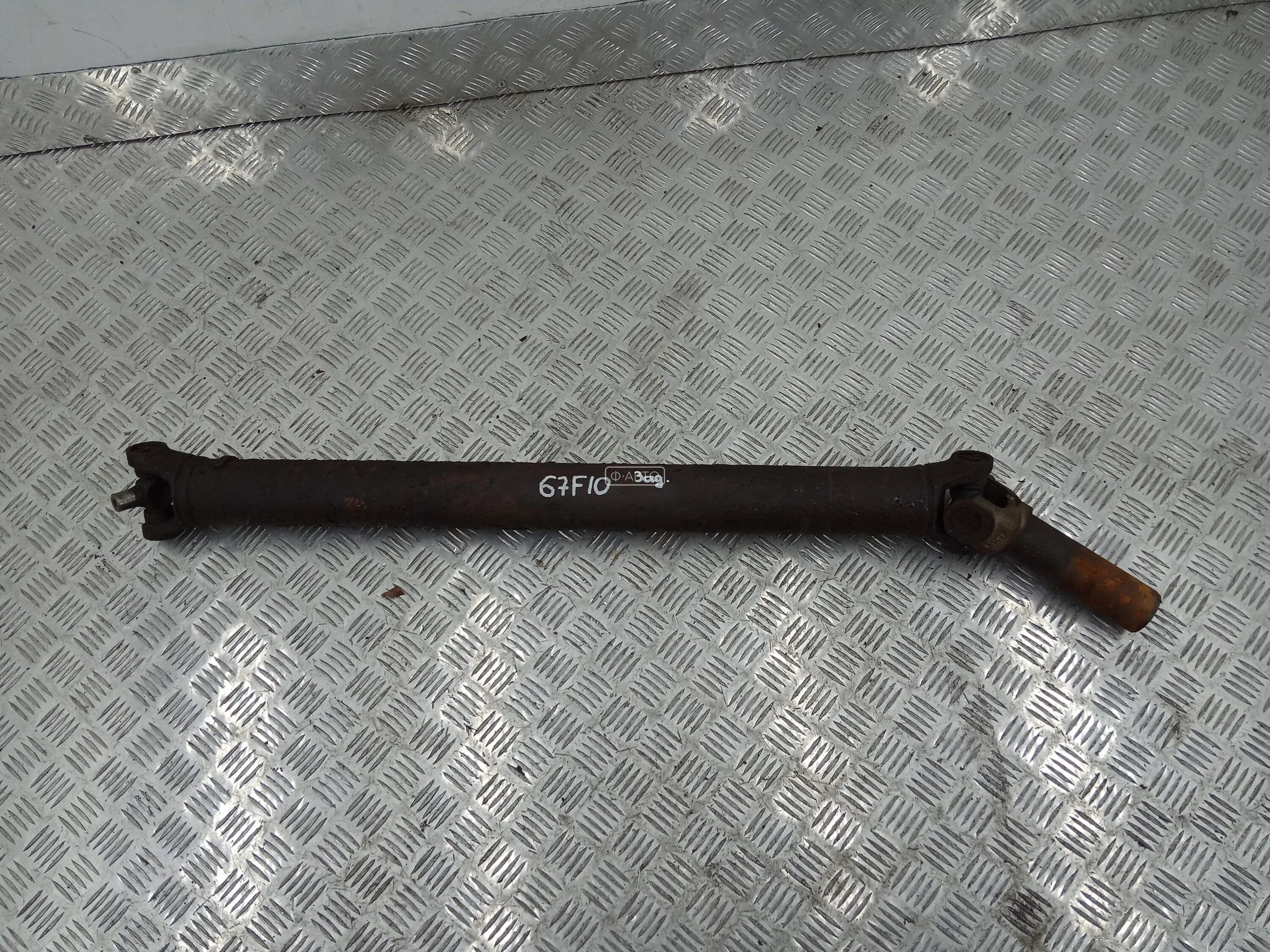 Фланец зад кардана хаммер 2. Кардан хаммер. Кардан передний хаммер н3. Кардан на хаммер h3. Передний кардан на хаммер.