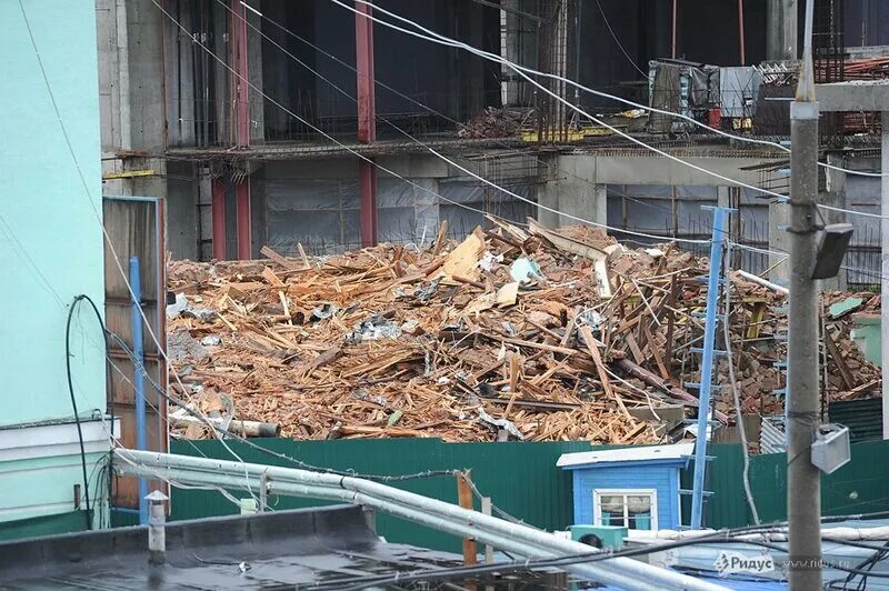 Снесение мечети. Снос мечети. Московская соборная мечеть до сноса. Снос мечетей в россии. Сносят старый завод в крыму.