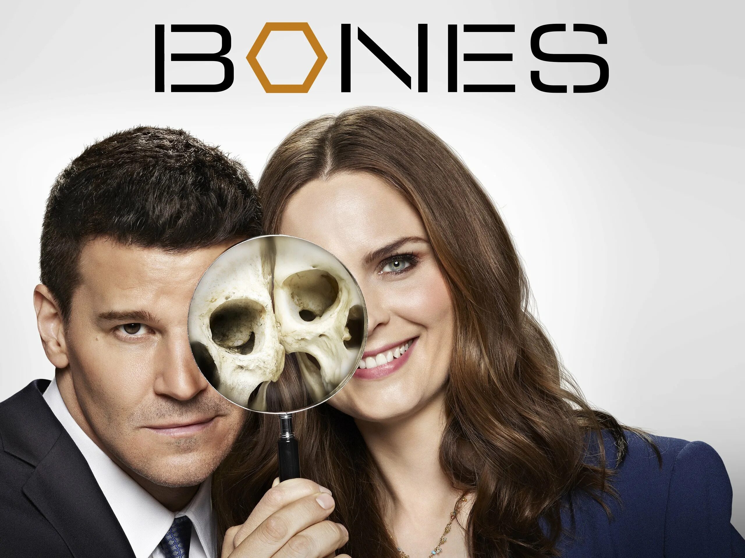 Кости трейлер. Bones с семьей. Bones фото. Bones лицо. Включи кости 2