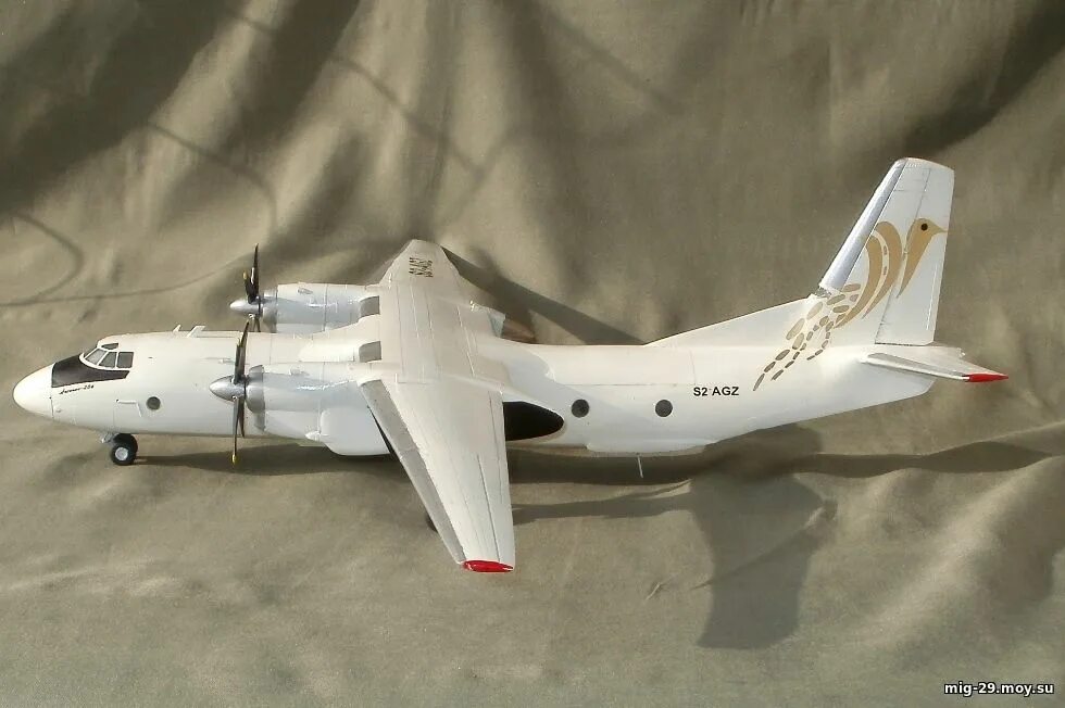 Ан-12 roden 1/72. 1/72 модели. Сборная модель ан 26. Самолет ан-32. "ан-72 amodel".