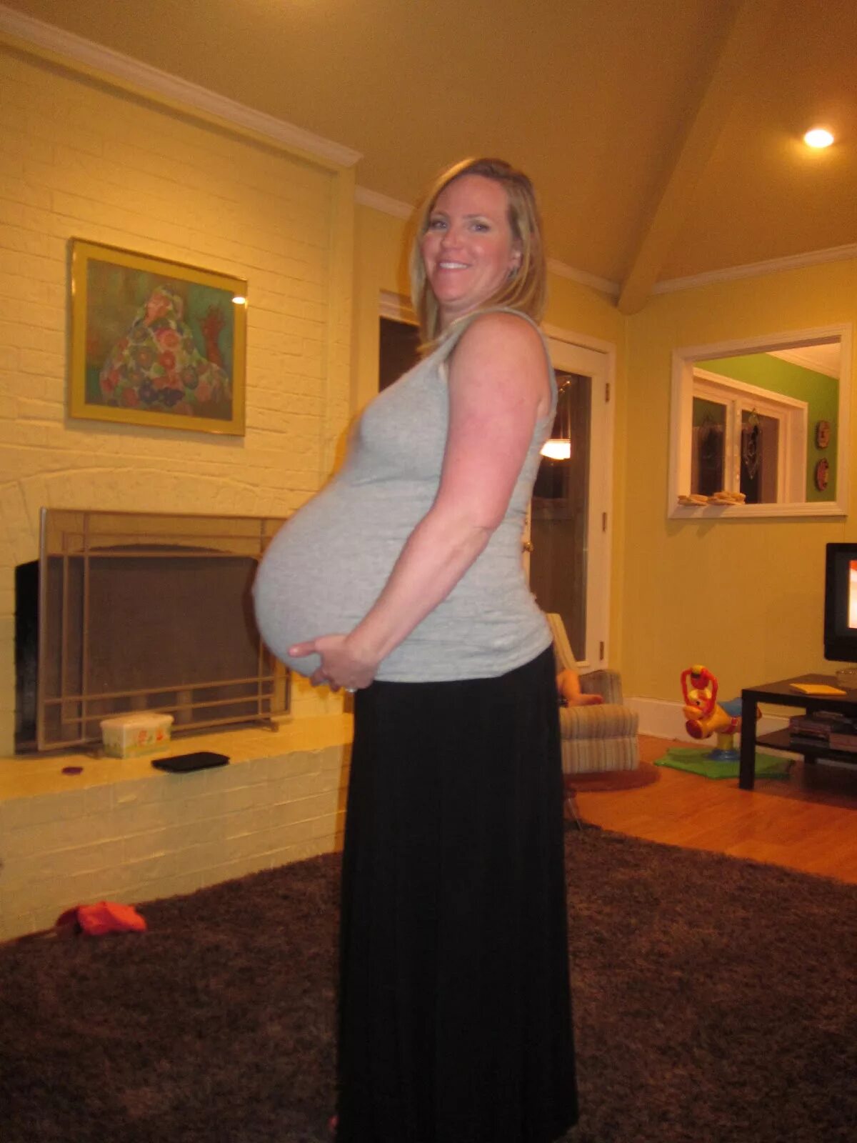 40 weeks. 39-40 недель беременности. 40 weeks pregnant belly. беременная киска. 40 weeks.