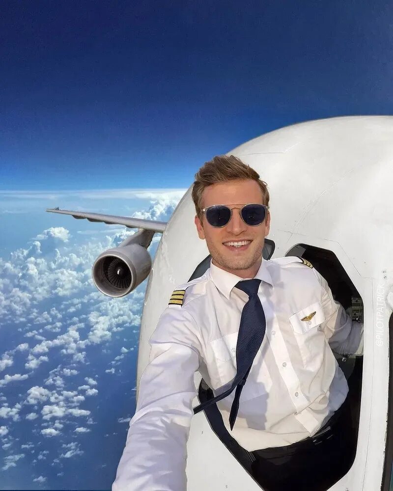 Хартман летчик люфтваффе. Попов александр пилот гражданской авиации. Самый лучший летчик. Самый лучший летчик. Иван севостьянов пилот аэрофлота.