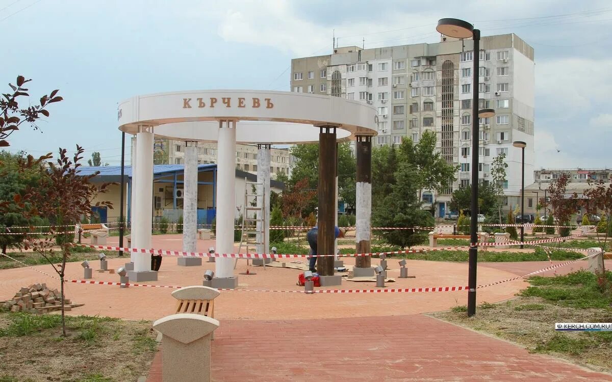 Ул ворошилова г керчь. Парк на ворошилова керчь. керчь ул ворошилова. парк солнечный керчь. ворошилова 19 керчь.