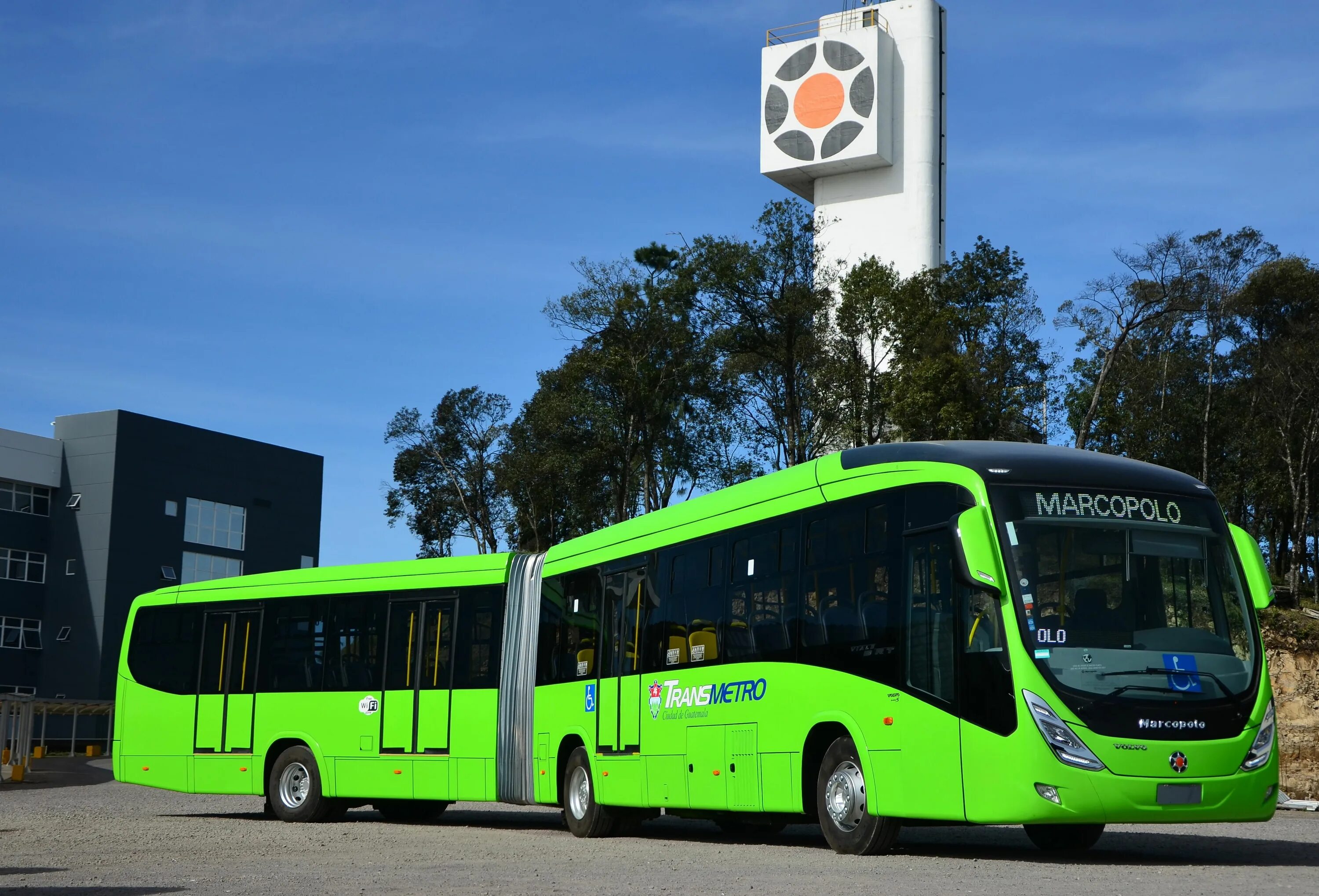 Автобус. Автобус Mercedes-Benz Tourismo. Автобус Marcopolo. Ютонг электробус. Мерседес-Benz Bus.