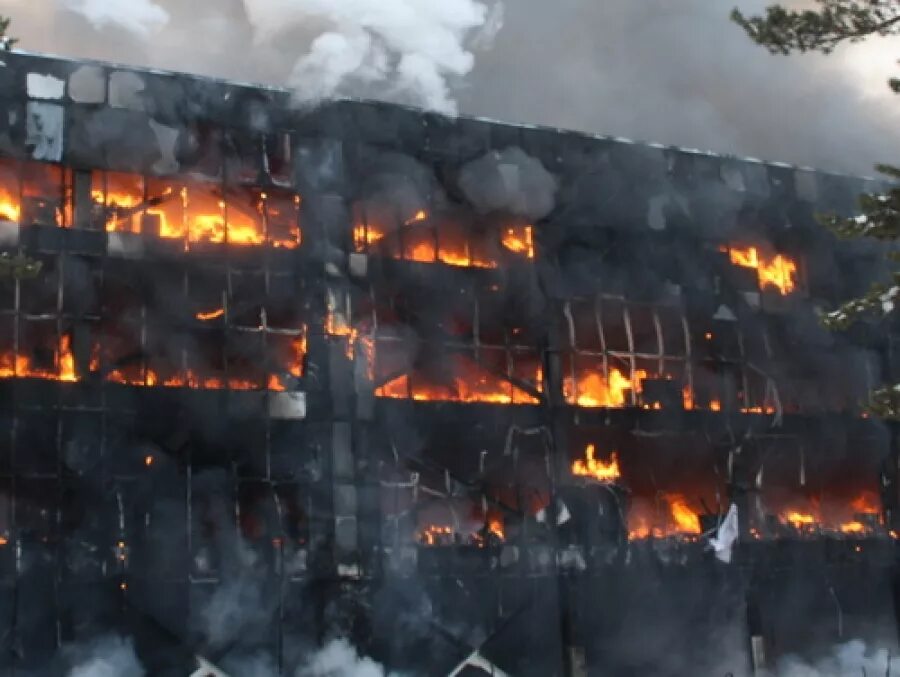 Погода лесосибирск сейчас. Пожар красный Яр Лесосибирск. Красный Яр Лесосибирск. Красный Яр до пожара Лесосибирск. Лесосибирск пожар.