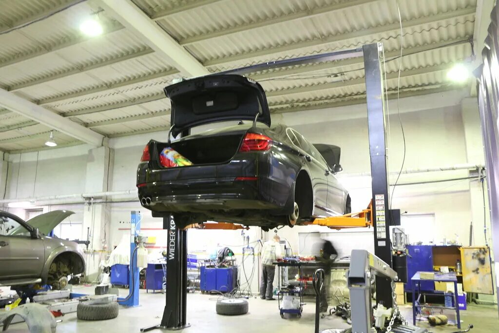 подъёмники для автосервиса. фит сервис планировка автосервиса. станция техобслуживания автомобилей. автосервис сто. автосервис автотехцентр сервис.