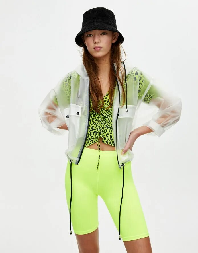 Неделя моды 2021 милан street style. Модный показ платьев с буфами. Изабель марант весна лето 2020. Самые модные вещи 2022. Модные вещи 2021.