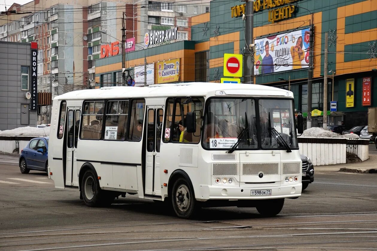 Автобус 71 белые