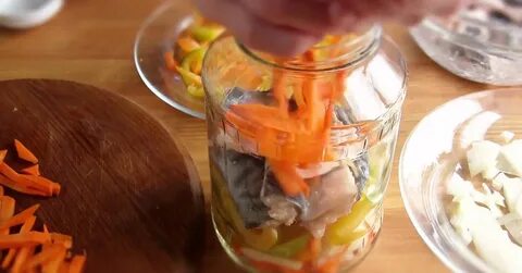 Консервируем скумбрию с овощами на зиму