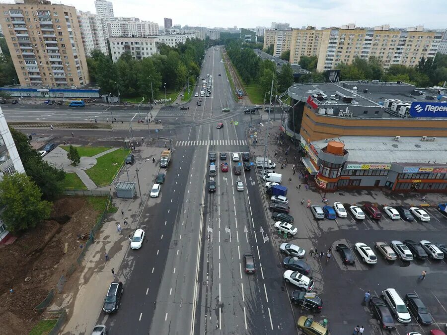 Перекресток Медведково. Проезд Дежнева Москва. Проезд Дежнёва, 21. Полярная Медведково перекресток. Улица широкая слова