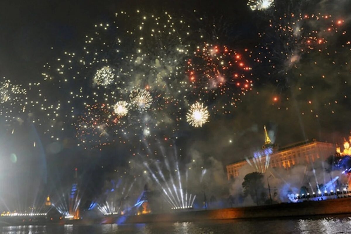 Салют 9 мая 2022 в Москве. Салют Победы. Салют Победы в Москве. Салют день Победы Москва. Когда будет салют в москве