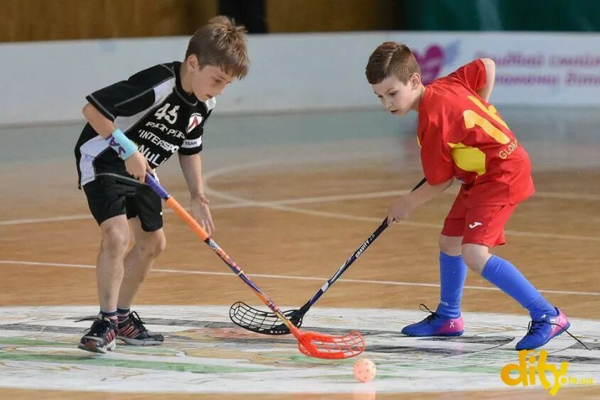 Floorball. Флорбол. Флорбол детский. Фролбол деьи. Флорбол это вид спорта.