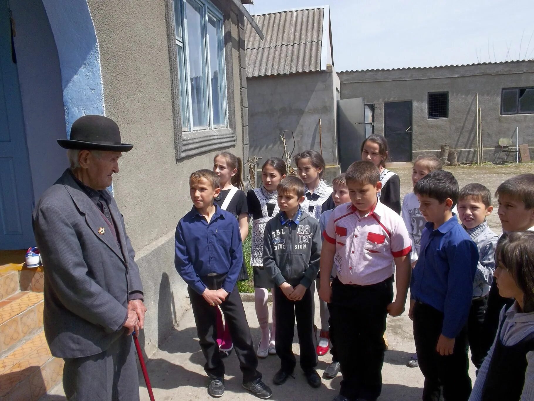 Погода в карагаче на 10. Сайт МКОУ СОШ С карагач 2 Прохладненского района. Село карагач школа номер 1. Карагач село школа. Село карагач Прохладненский район.