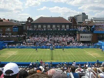 Queen's club
