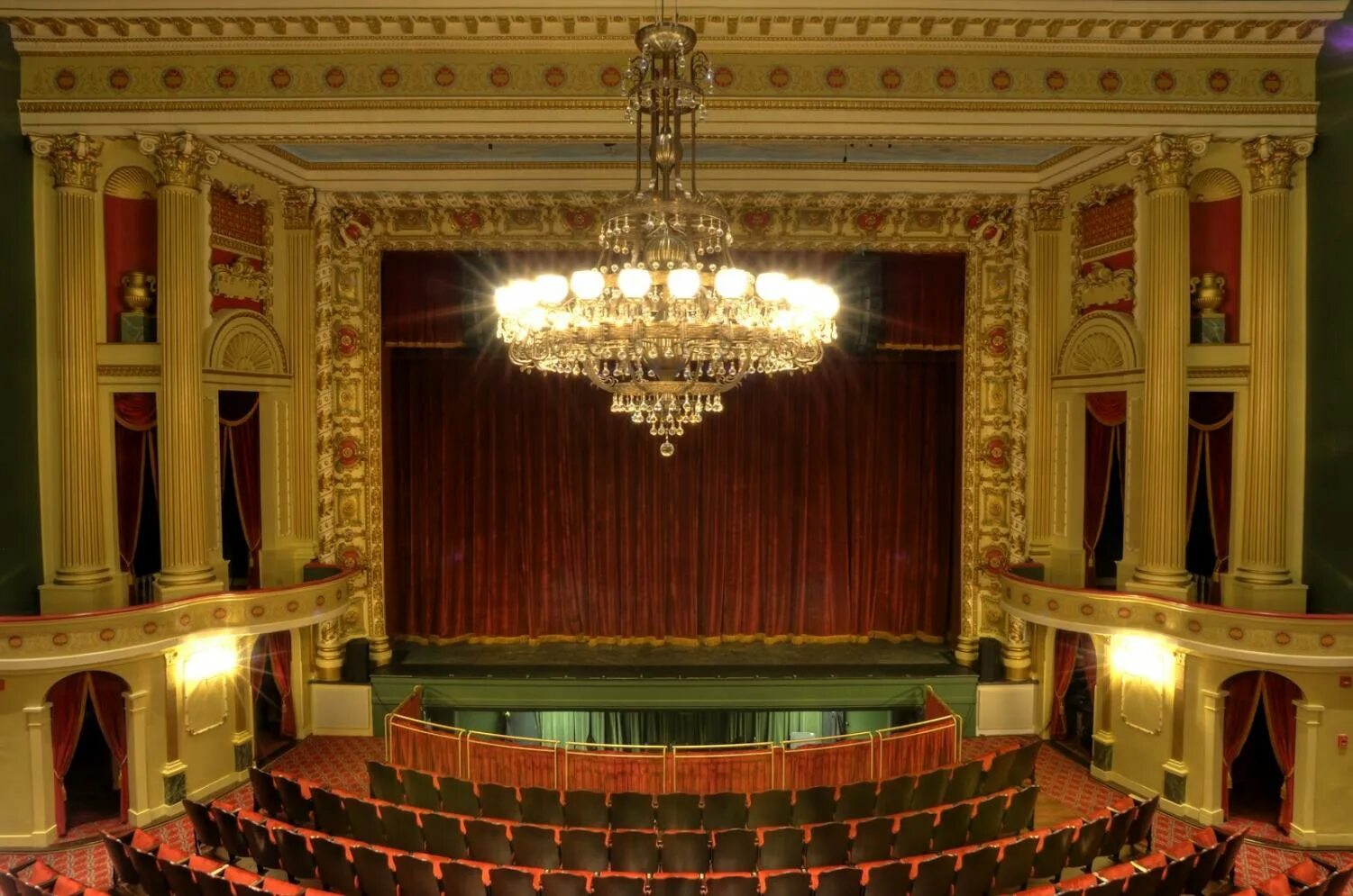 Театральные залы. Оперная сцена. Зал театра. Сцена театра. Theater hall