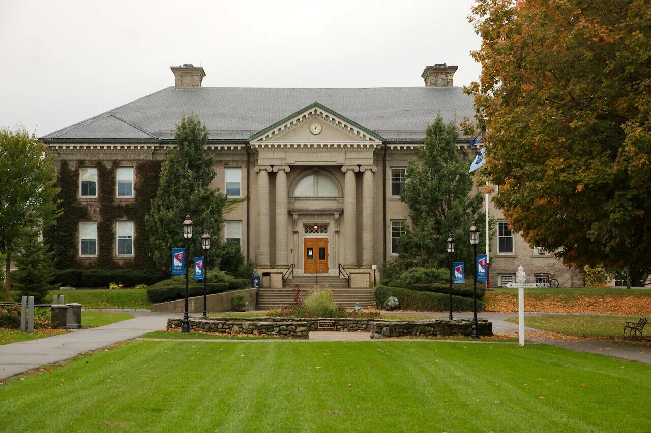 университет соединенных штатов. вассар-колледжа в нью-йорке. таусон университет. остин штат техас медицинский университет. университет соединенных штатов.