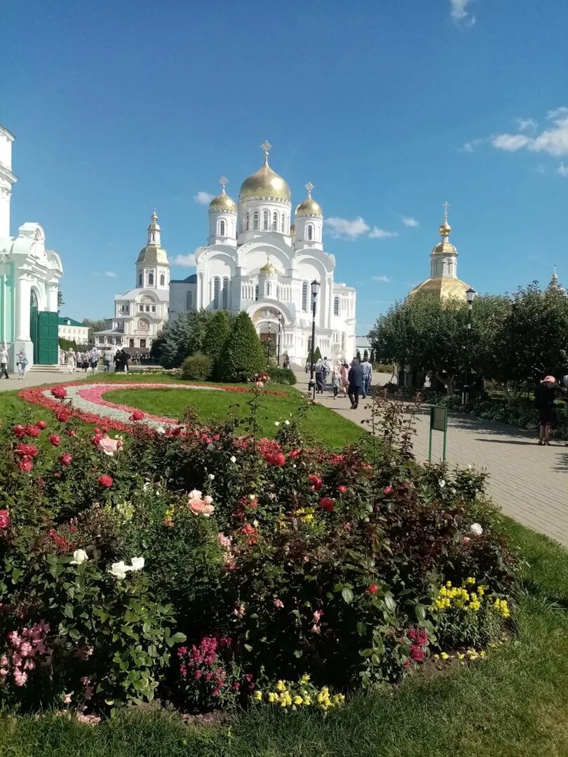 Свято-Троицкий Серафимо-Дивеевский монастырь. Дивеевский монастырь Нижний Новгород. Дивеево Свято Троицкий монастырь. Дивеевский женский монастырь сайт