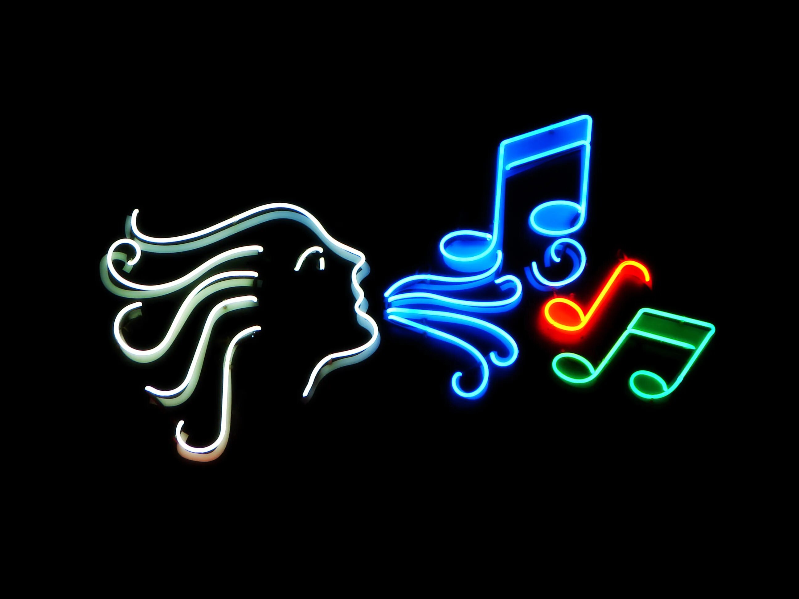 Apple music неон. Неоновая вывеска нота. Музыкальные ноты. Неоновая надпись music. Музыкальные обои.