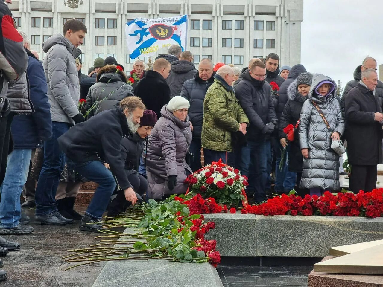 Память погибшим в Макеевке. Траурный митинг. Прощание с погибшими на Украине.