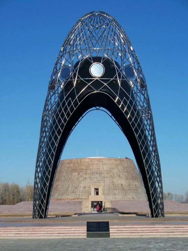 Акмолинский лагерь изменников родины. Музейно-мемориальный комплекс алжир. алжир лагерь мемориал. алжир астана. алжир астана лагерь.