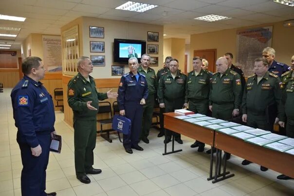 Призывной пункт приморского. Герцен алексей аркадьевич военкомат. алексей аркадьевич военкомат приморского района. сотрудники приморского военкомата. военком приморского района.