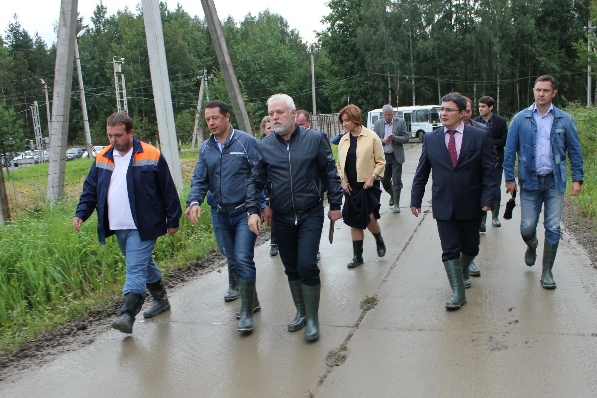 Красный бор тосненский район группа в контакте. Красный Бор Тосненский район полигон. Глава красного Бора Тосненский район. Директор полигон-к.